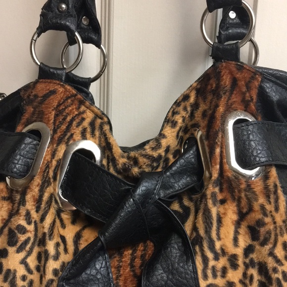 Faux Fur Animal Print Satchel/Hobo Purse - Picture 4 of 13